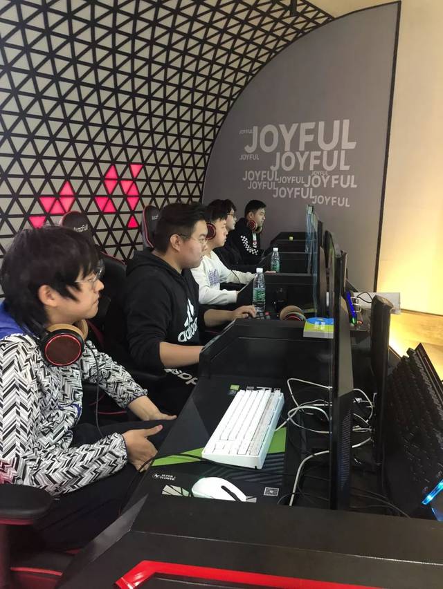 住了泰山队 住了泰山队