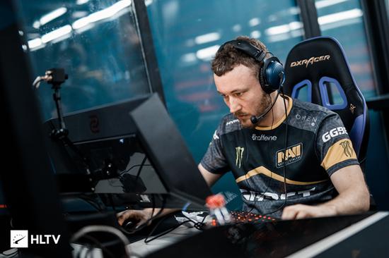 这个足球场 这个足球场