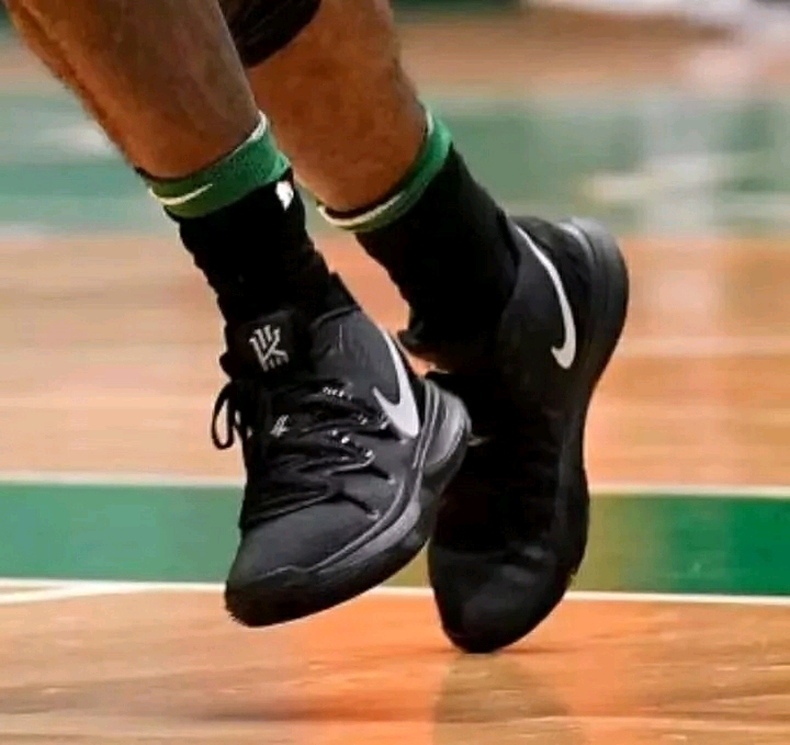 定位球既无 定位球既无